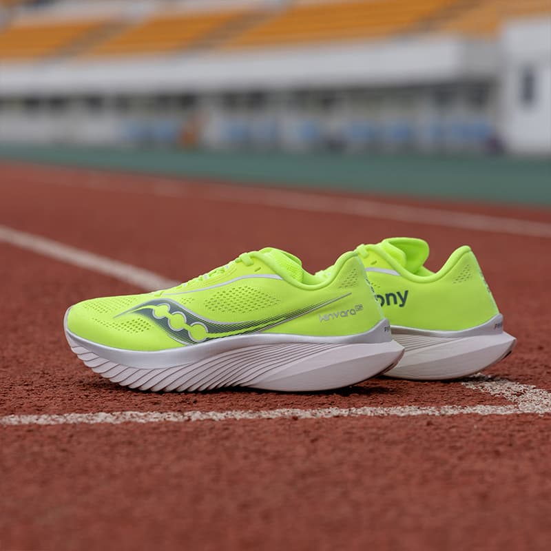 Кроссовки для бега Saucony KINVARA 15 - изображение 11