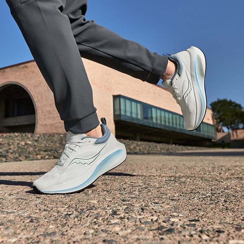 Кроссовки для бега Saucony Surge 3 - изображение 6