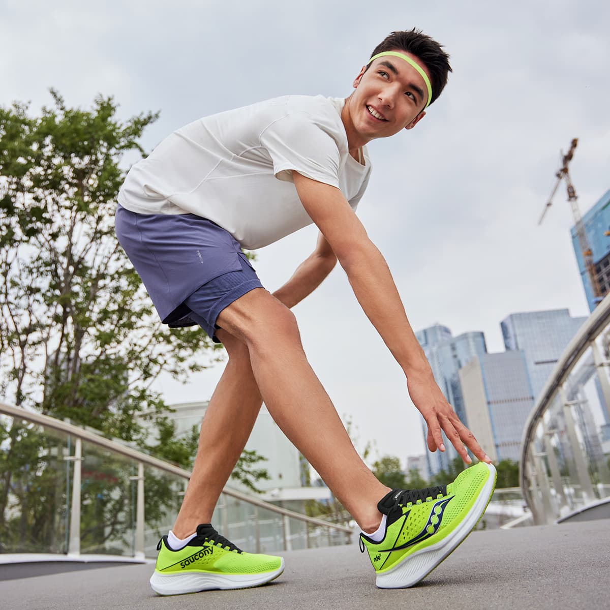 Кроссовки для бега Saucony Ride 17 Fluorescent Green - изображение 10