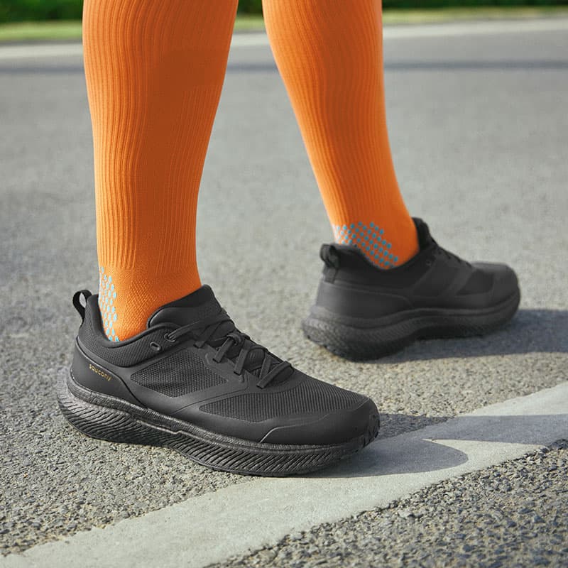 Кроссовки для бега Saucony TRIUMPH CMT 2PWRRUN+ - изображение 9