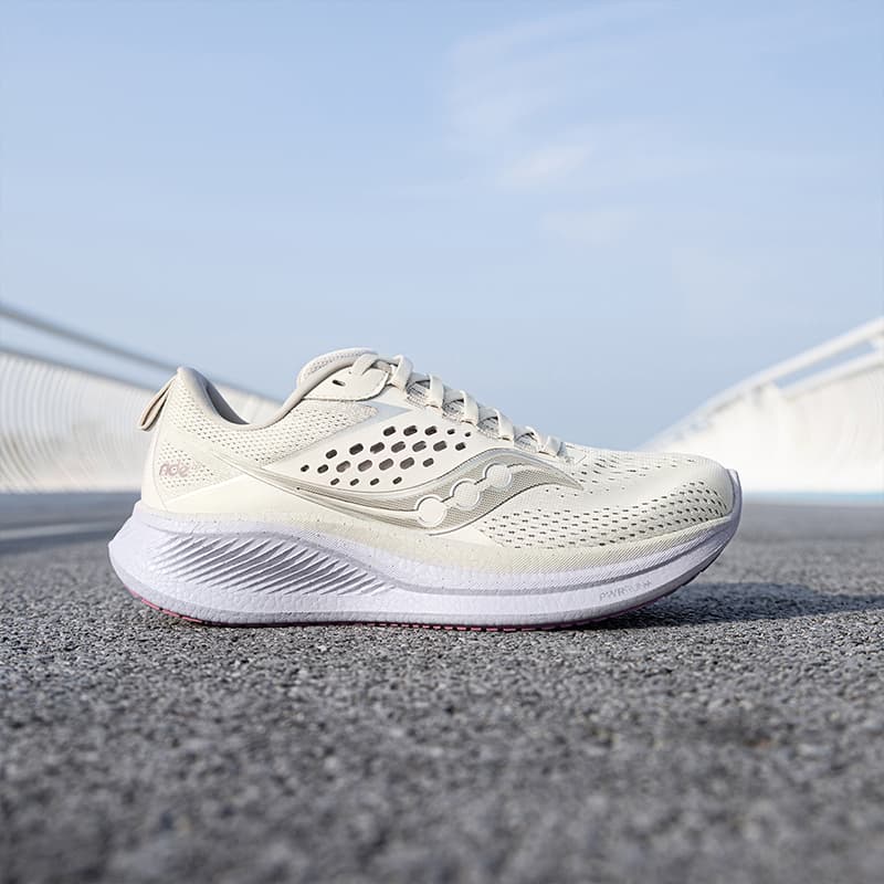 Кроссовки для бега Saucony Ride 17 Light Grey Pink - изображение 11