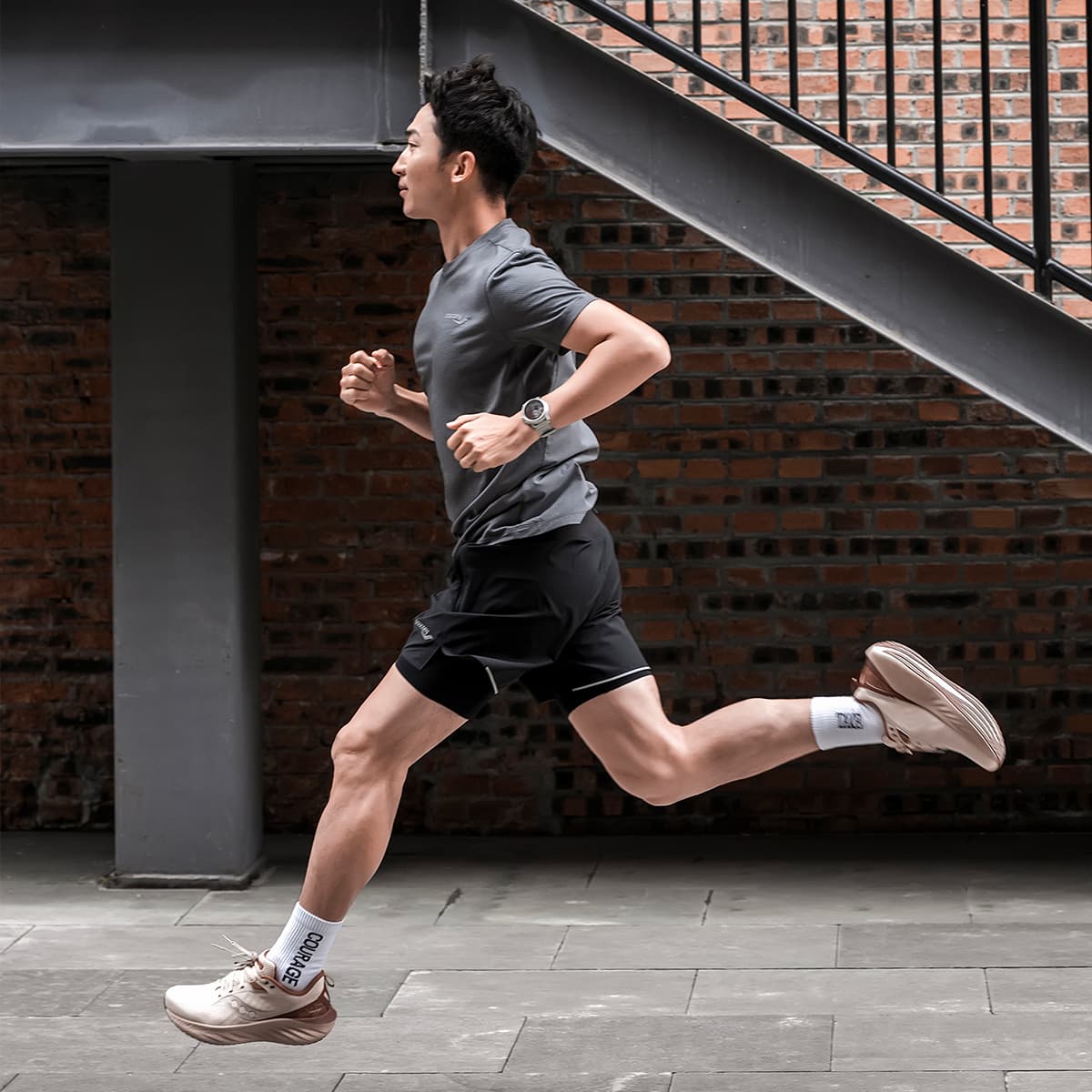 Кроссовки для бега Saucony TRIUMPH 22 - изображение 13