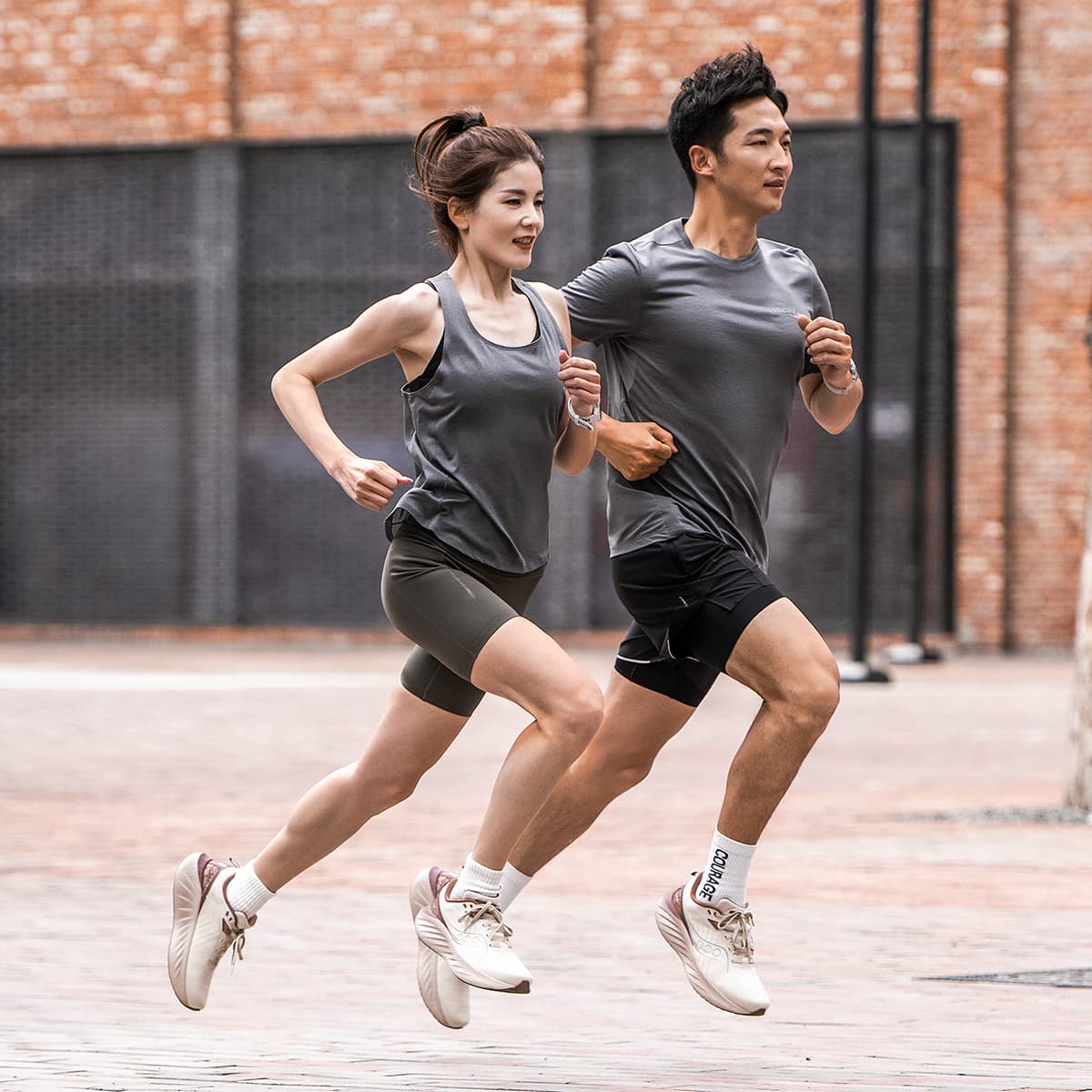 Кроссовки для бега Saucony TRIUMPH 22 - изображение 12