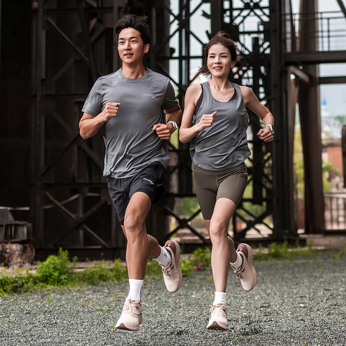 Кроссовки для бега Saucony TRIUMPH 22 - изображение 15