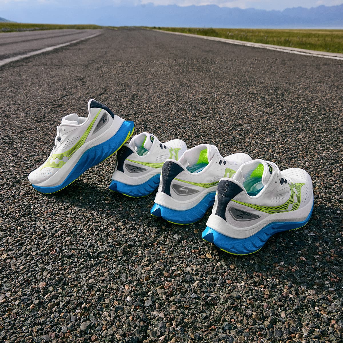 Кроссовки для бега Saucony Endorphin Speed 4 White Green - изображение 10