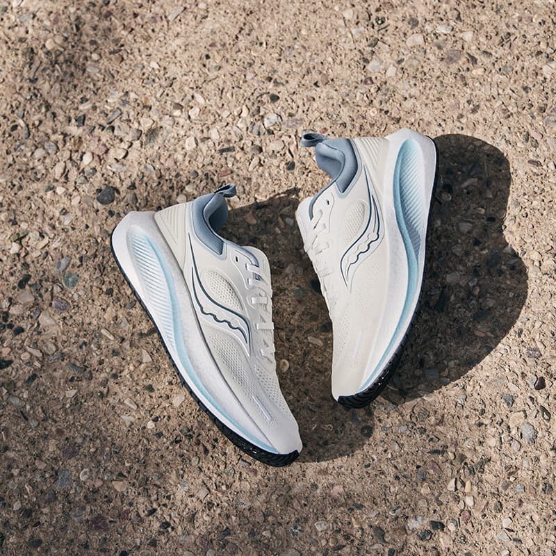 Кроссовки для бега Saucony Surge 3 - изображение 8