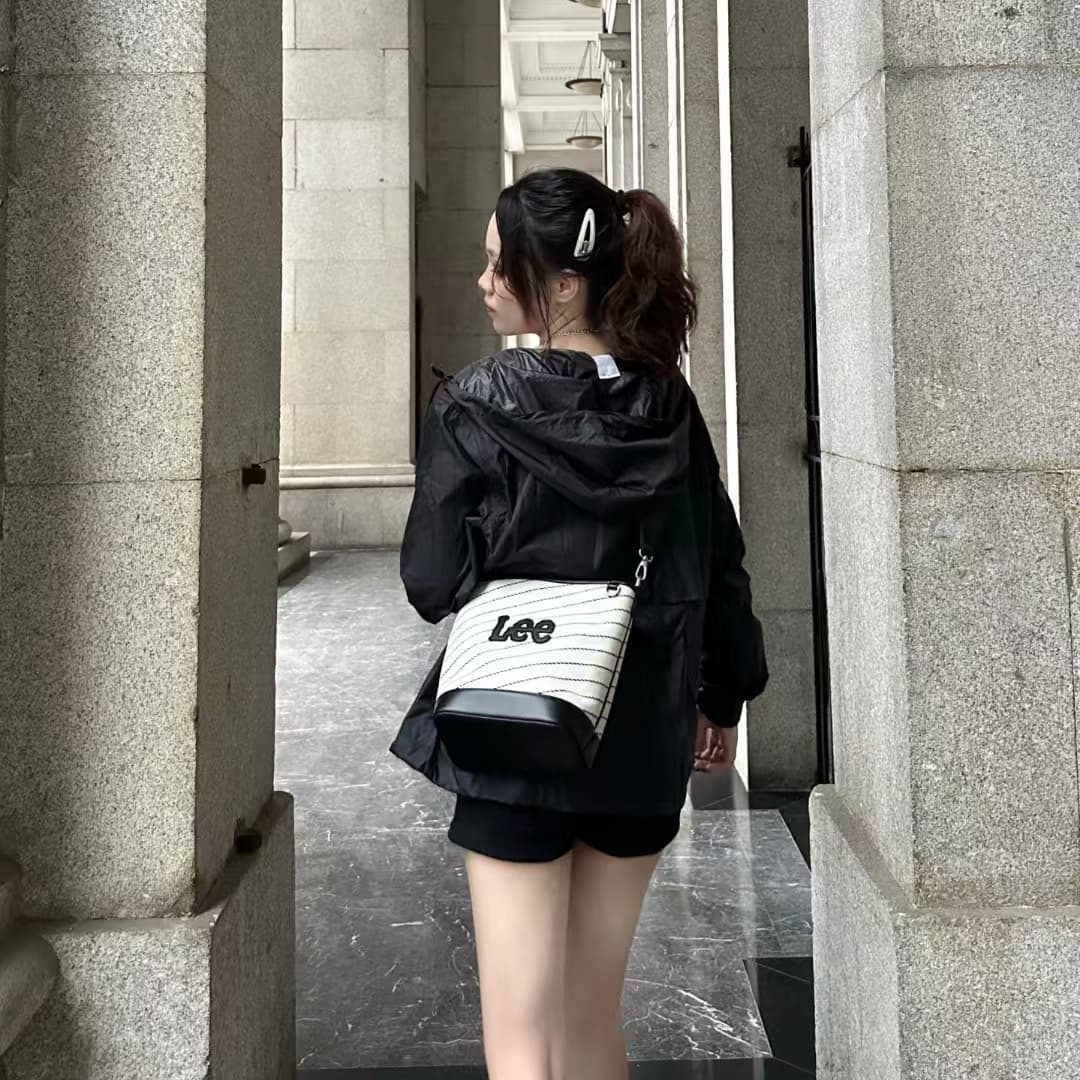 Сумка через плечо Lee Crossbody Bag Beige - изображение 8