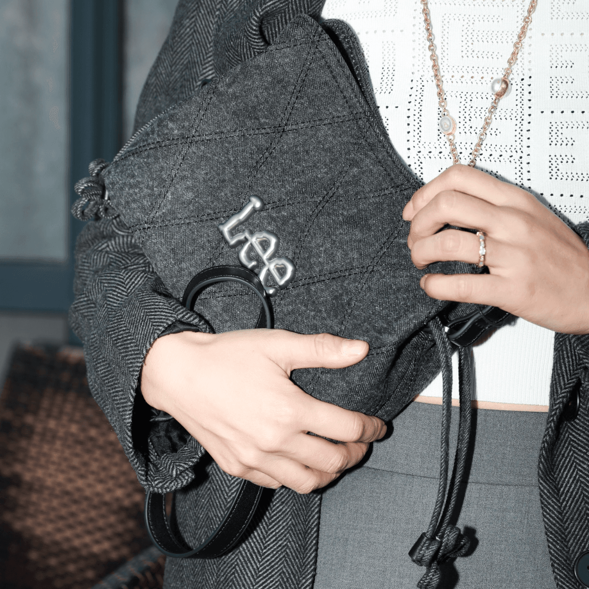 Сумка через плечо Lee Denim Quilted Shoulder Bag Black - изображение 3