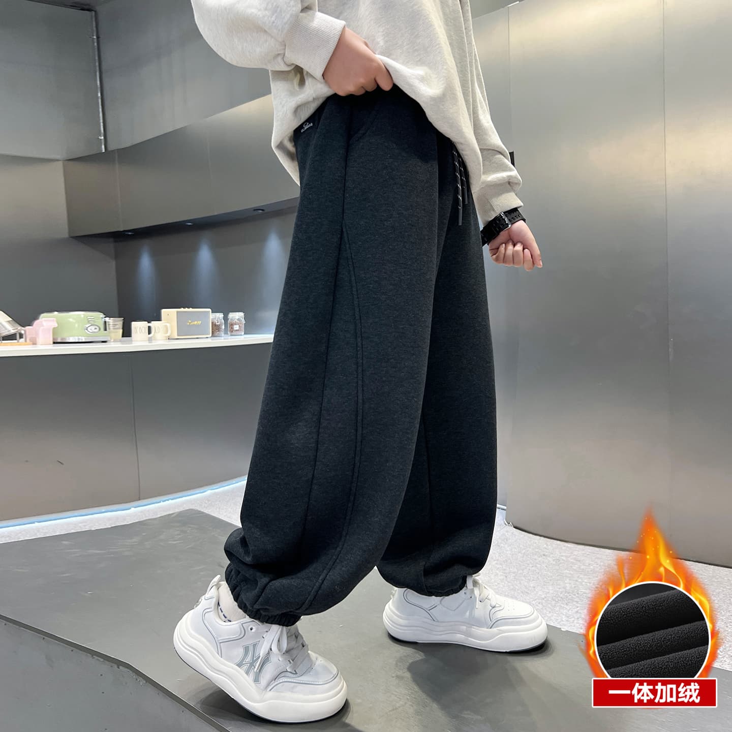 EASTERN CAMEL Спортивные трикотажные брюки - изображение 2