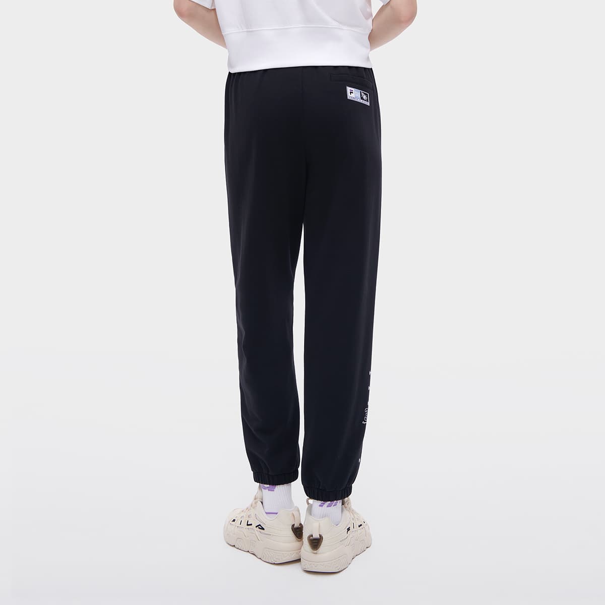 Штаны FILA FUSION Черные Женские Повседневные Брюки - изображение 5