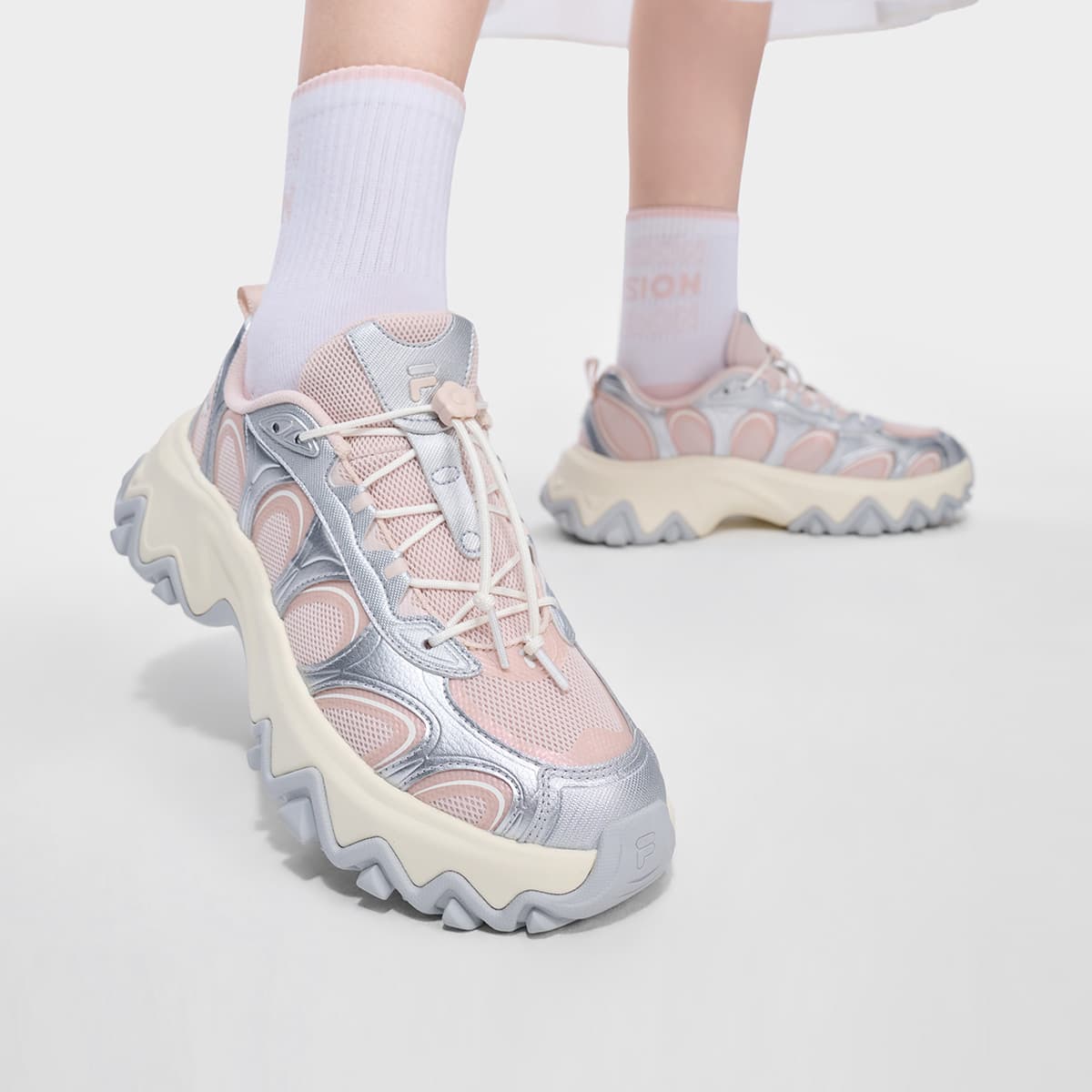 Кроссовки FILA FUSION Lilia Массивные кроссовки Низкий Топ Телесный Коричневый Розовый Космический Серебряный Женские - изображение 8