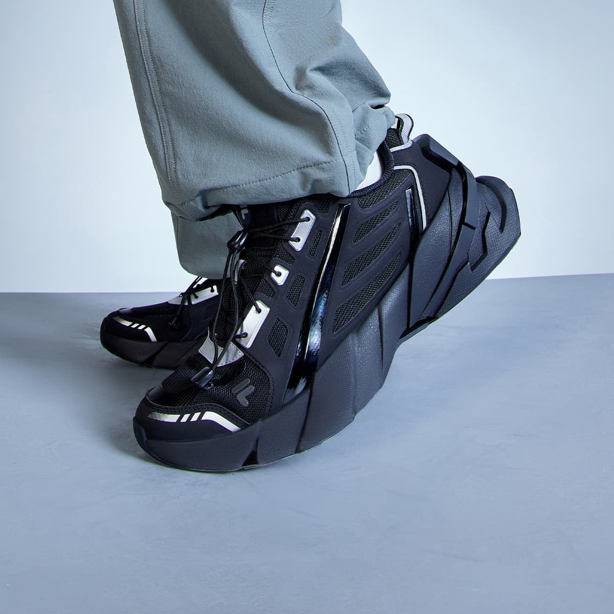 Кроссовки FILA FUSION Ti 22 Текстиль Синтетическая кожа Низкий верх Повседневная обувь Мужская Черный Серебряный - изображение 4