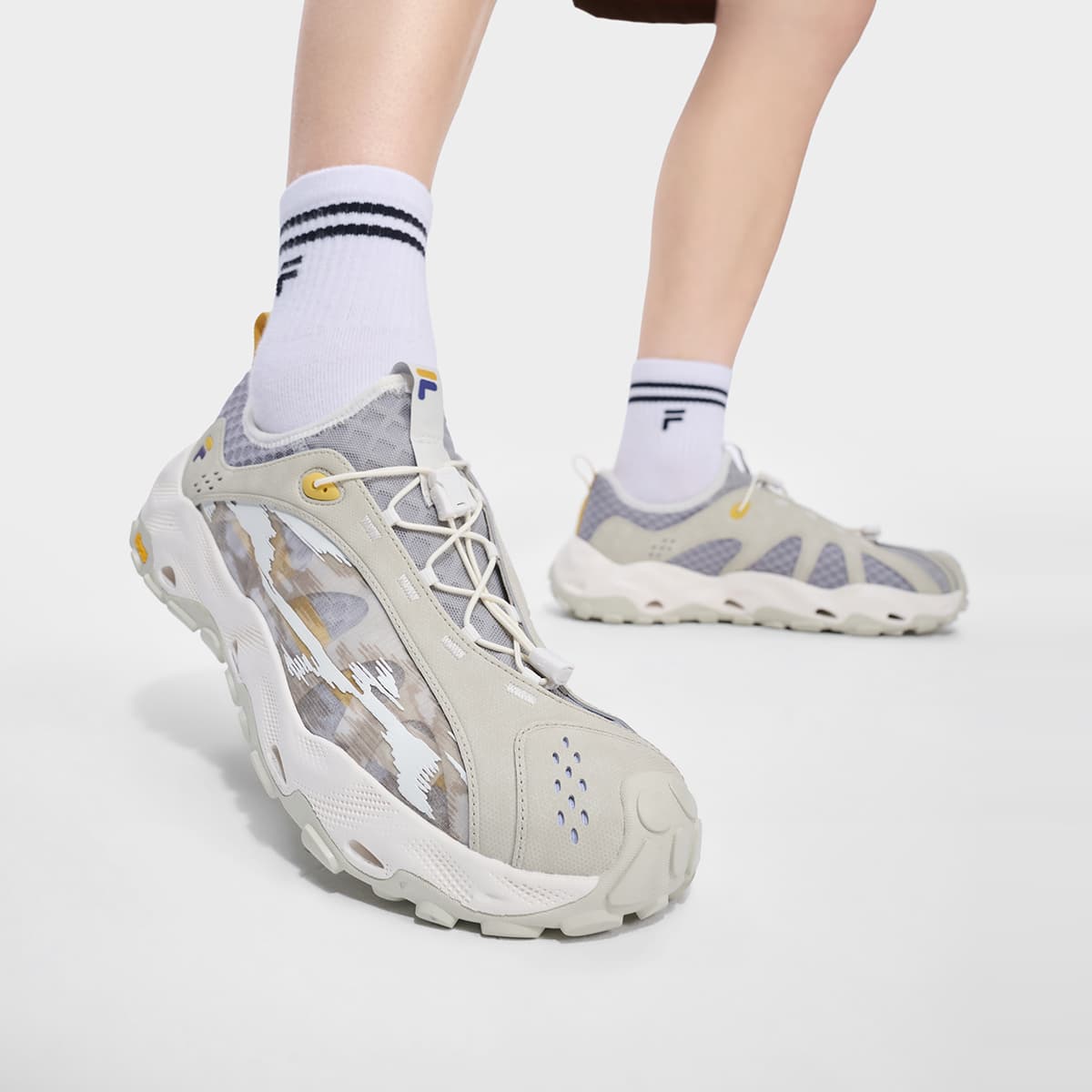 Кроссовки FILA FUSION COMO C Уличная обувь Low Топ Birch Silver Ultra Matte Gray Мужской - изображение 8