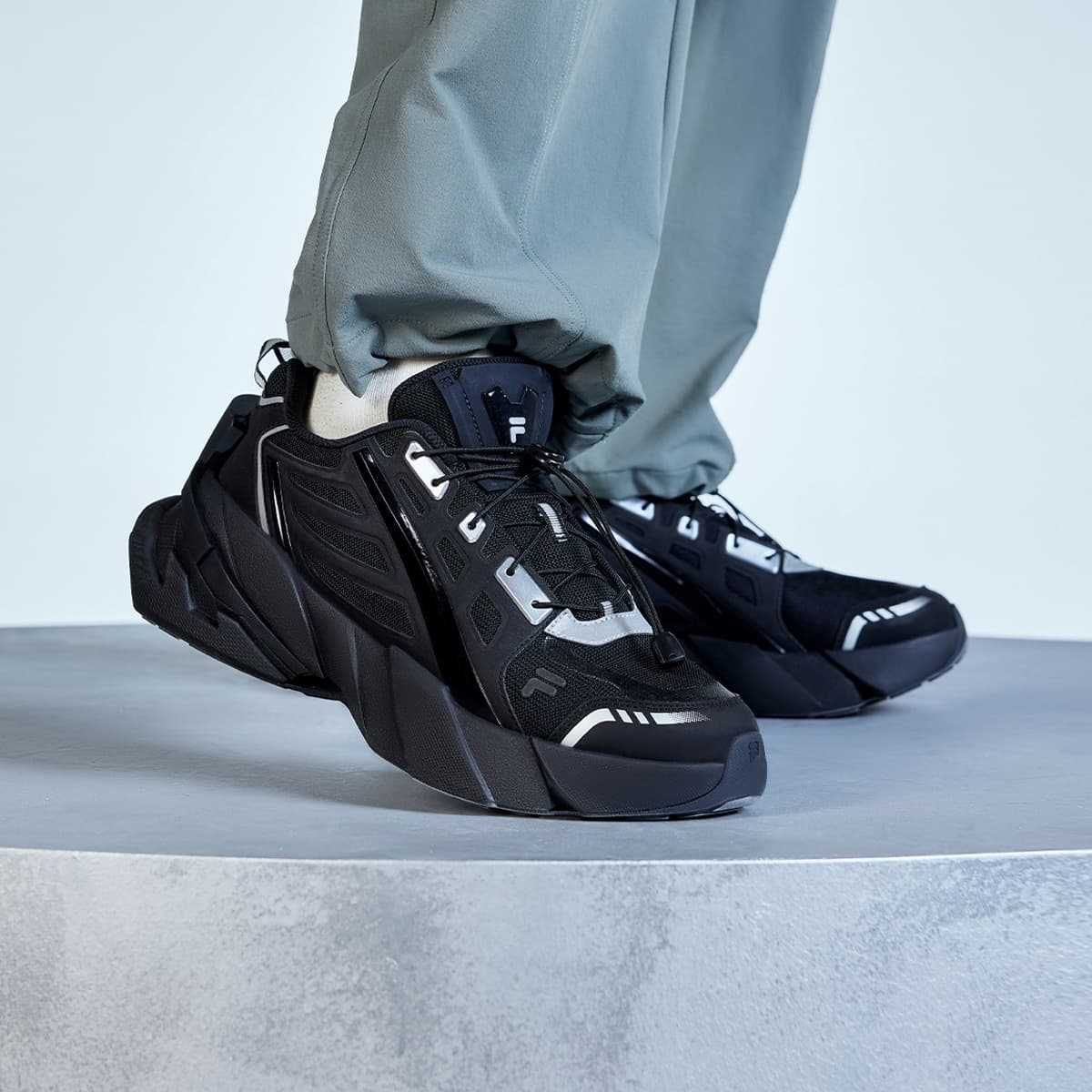 Кроссовки FILA FUSION Ti 22 Текстиль Синтетическая кожа Низкий верх Повседневная обувь Мужская Черный Серебряный - изображение 5