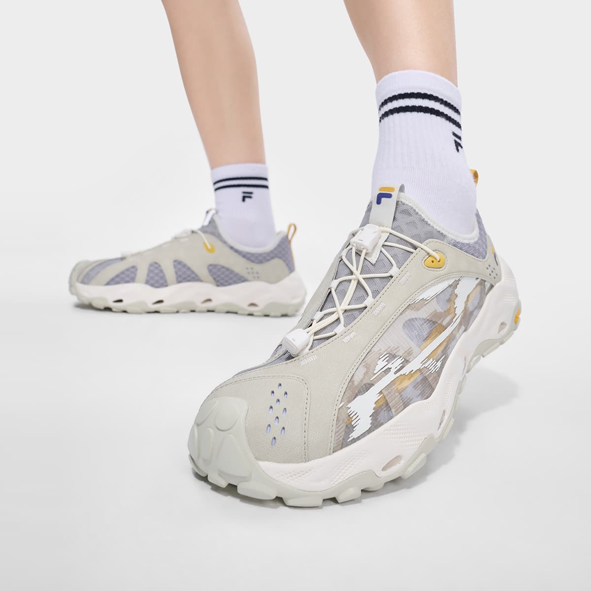 Кроссовки FILA FUSION COMO C Уличная обувь Low Топ Birch Silver Ultra Matte Gray Мужской - изображение 7