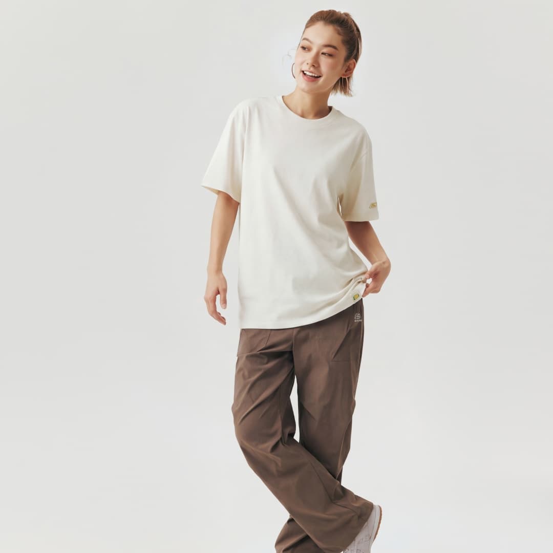 Футболка Skechers Зефир Белый 0074 Унисекс T-рубашки - изображение 4