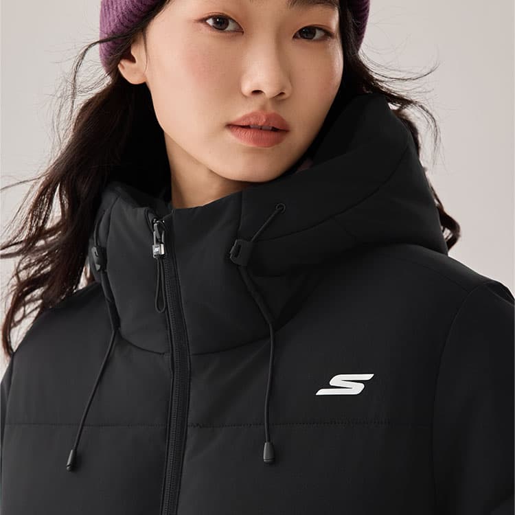 Куртка Skechers Угольный черный 0018 Женские куртки - изображение 6