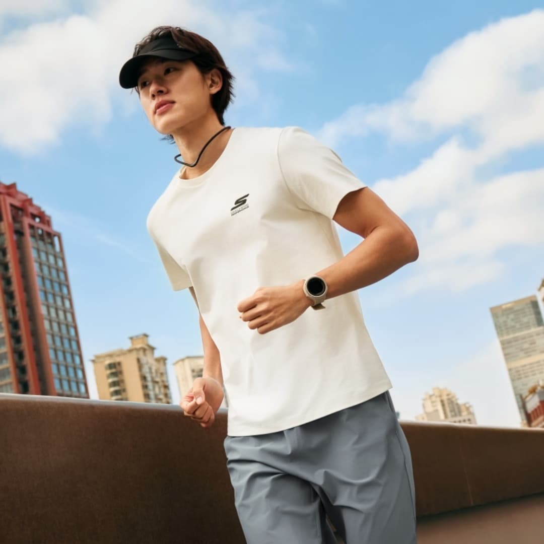 Skechers Зефирный Белый 0074 Мужской Быстросохнущая T-Рубашка - изображение 7