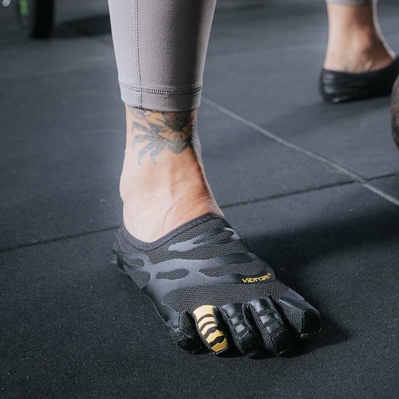Кроссовки Vibram Противоскользящие Устойчивые к износу Легкие Быстросохнущие Низкие Кроссовки для тренировок Мужские Черные - изображение 5
