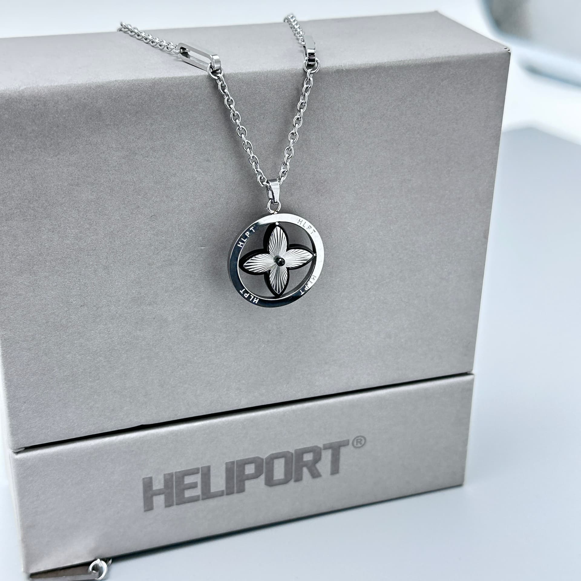 Ожерелье HELIPORT - изображение 7