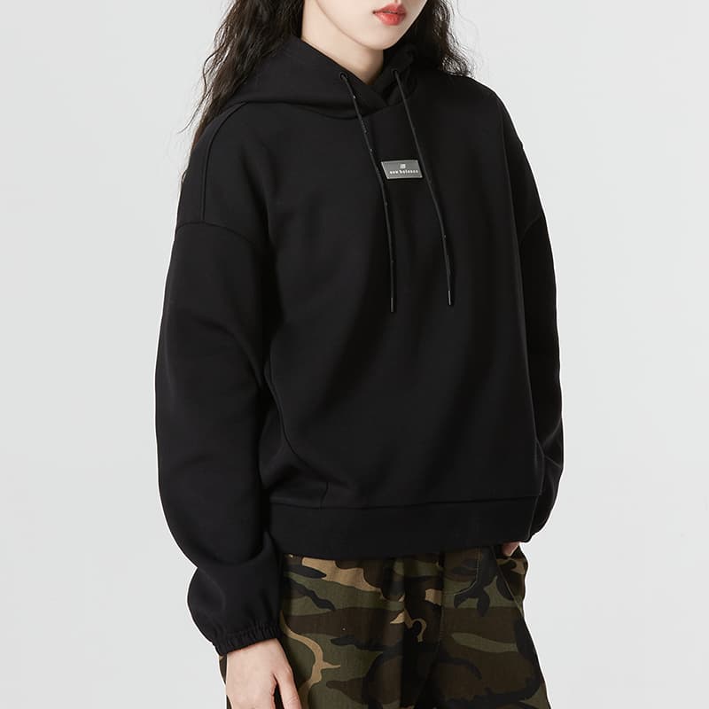 Худи New Balance Черные Женские Толстовки - изображение 5