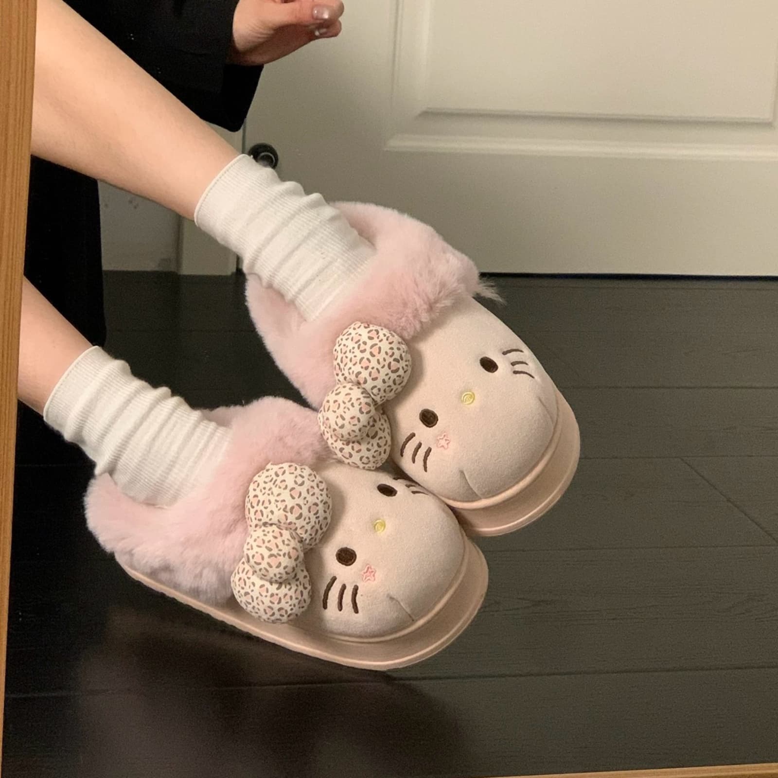 Sanrio x Hello Kitty Хлопковое волокно Тапочки - изображение 2