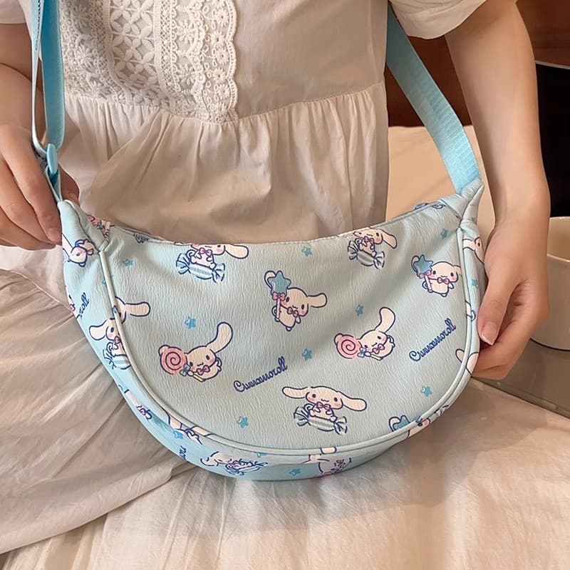 Сумка через плечо Sanrio Сумка-пельмень с рисунком Cinnamoroll, минималистичный дизайн, повседневная, портативный, модный, универсальный, утилитарный синий, полиэстер, сумка через плечо, обычный размер, женский - изображение 2