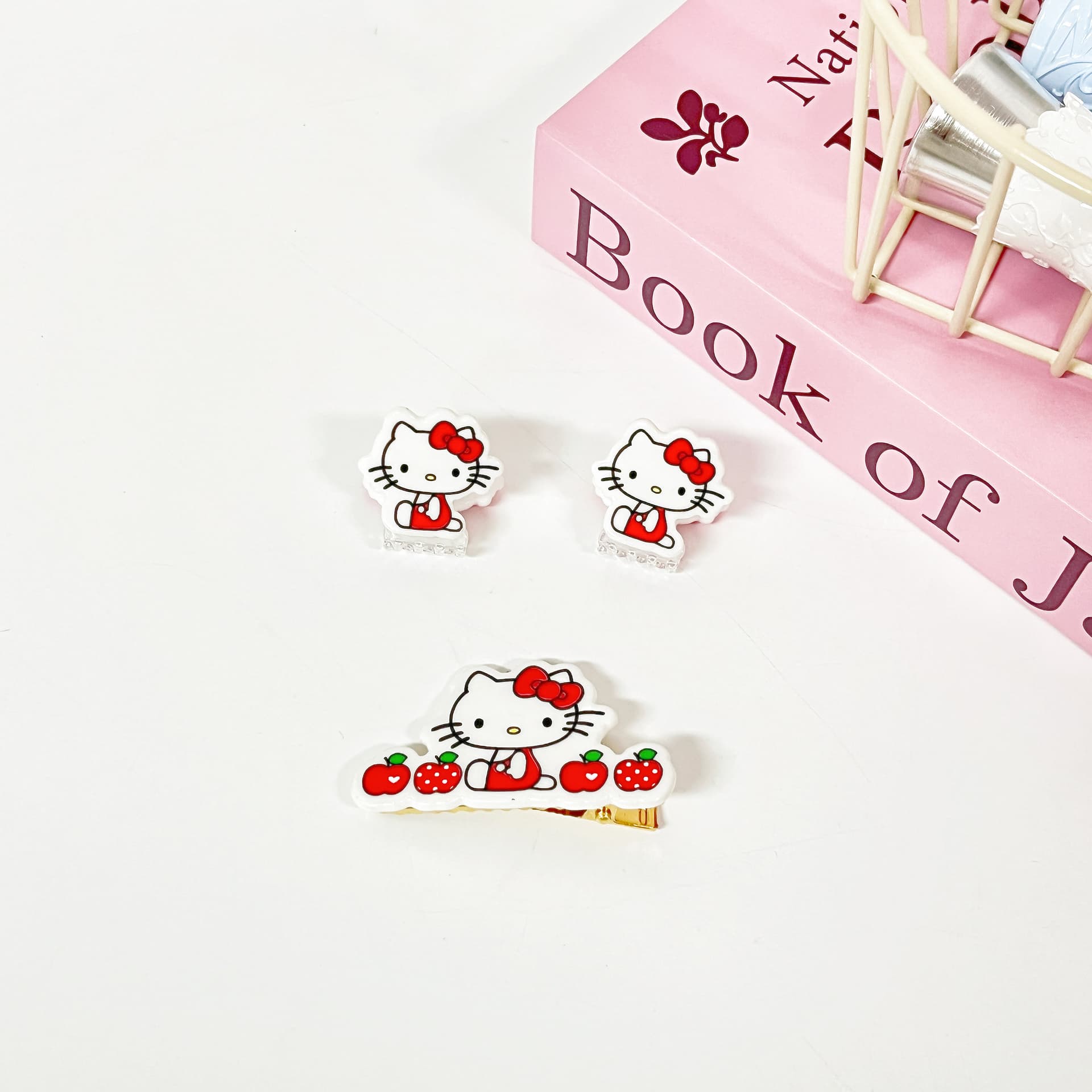 Заколка Sanrio Хелло Китти Набор из 3 заколок Милый и симпатичный Акриловые заколки для волос - изображение 2