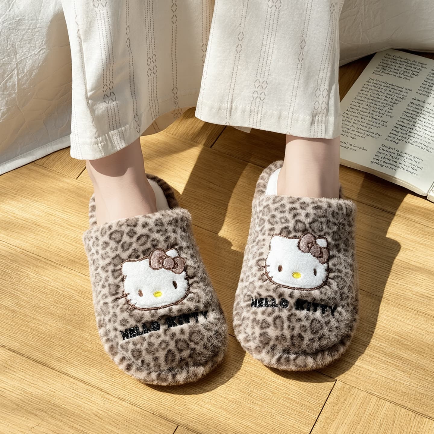 Sanrio x Hello Kitty Хлопковые Тапочки - изображение 3