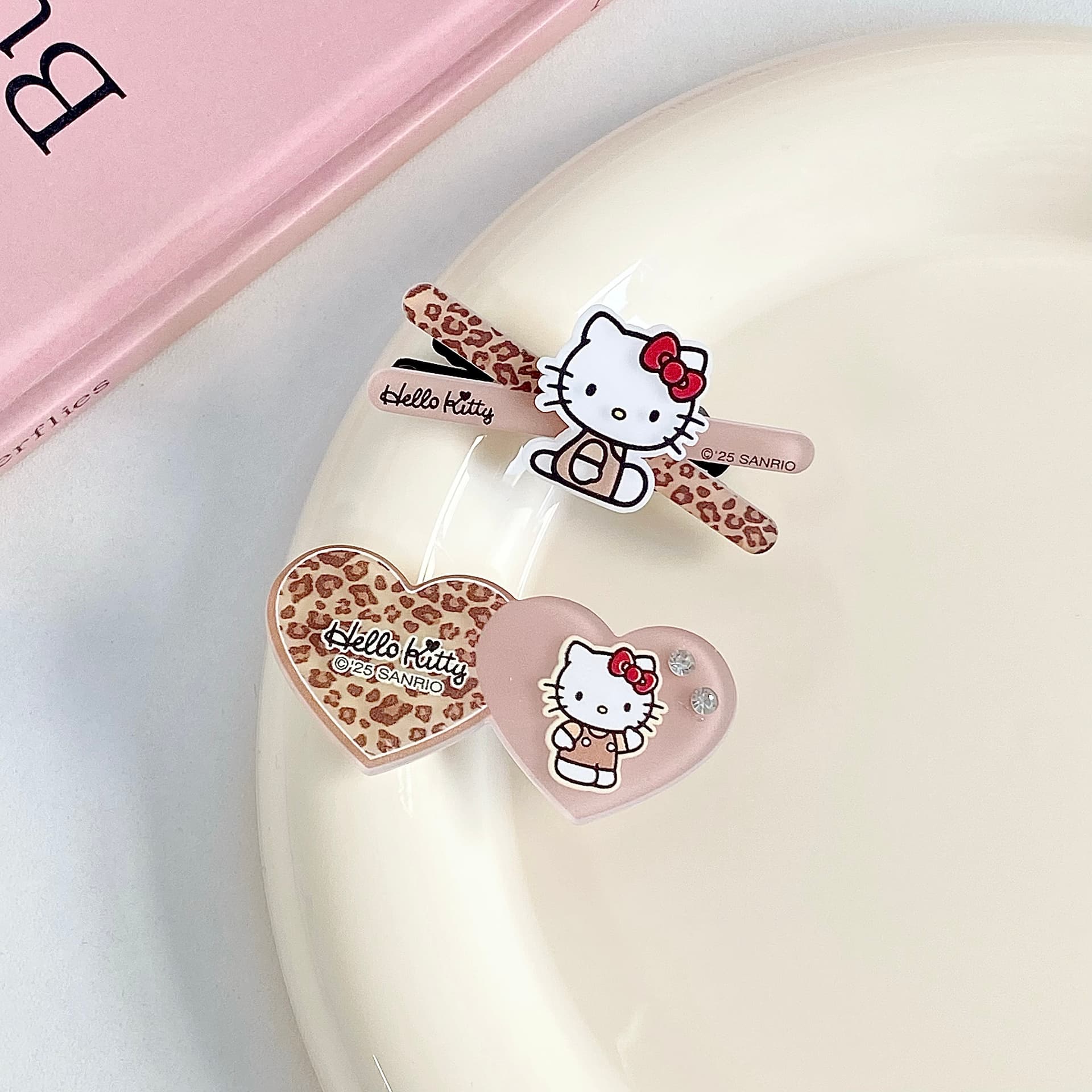 Заколка Sanrio Хелло Китти Леопардовый принт Гавайи Мультяшный рисунок Заколки для волос Милый и симпатичный Освежающий Привлекательный Чёлка Акрил - изображение 3