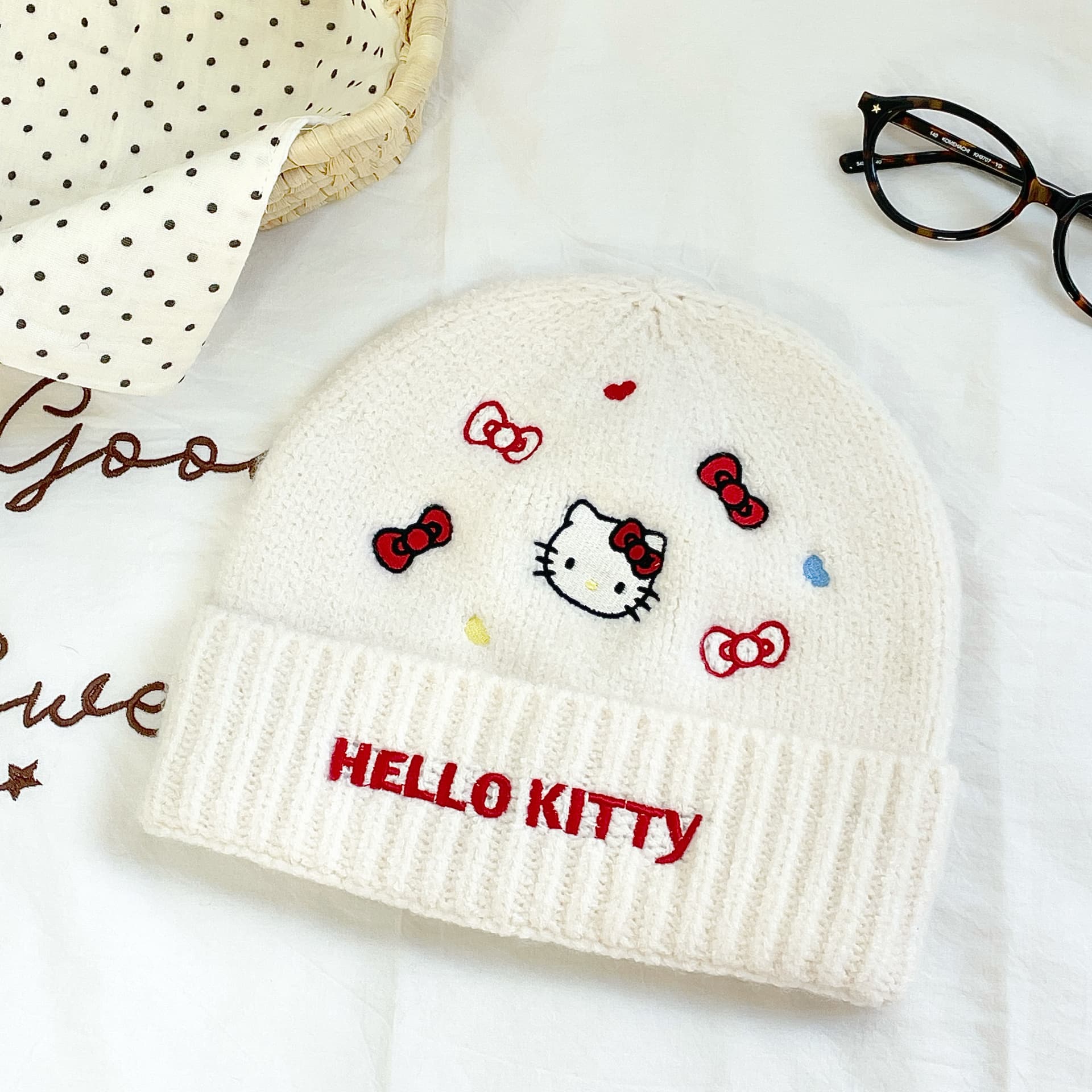 Шапка Санрио Hello Kitty Полиэстеровая Шапка-бини Женская - изображение 2