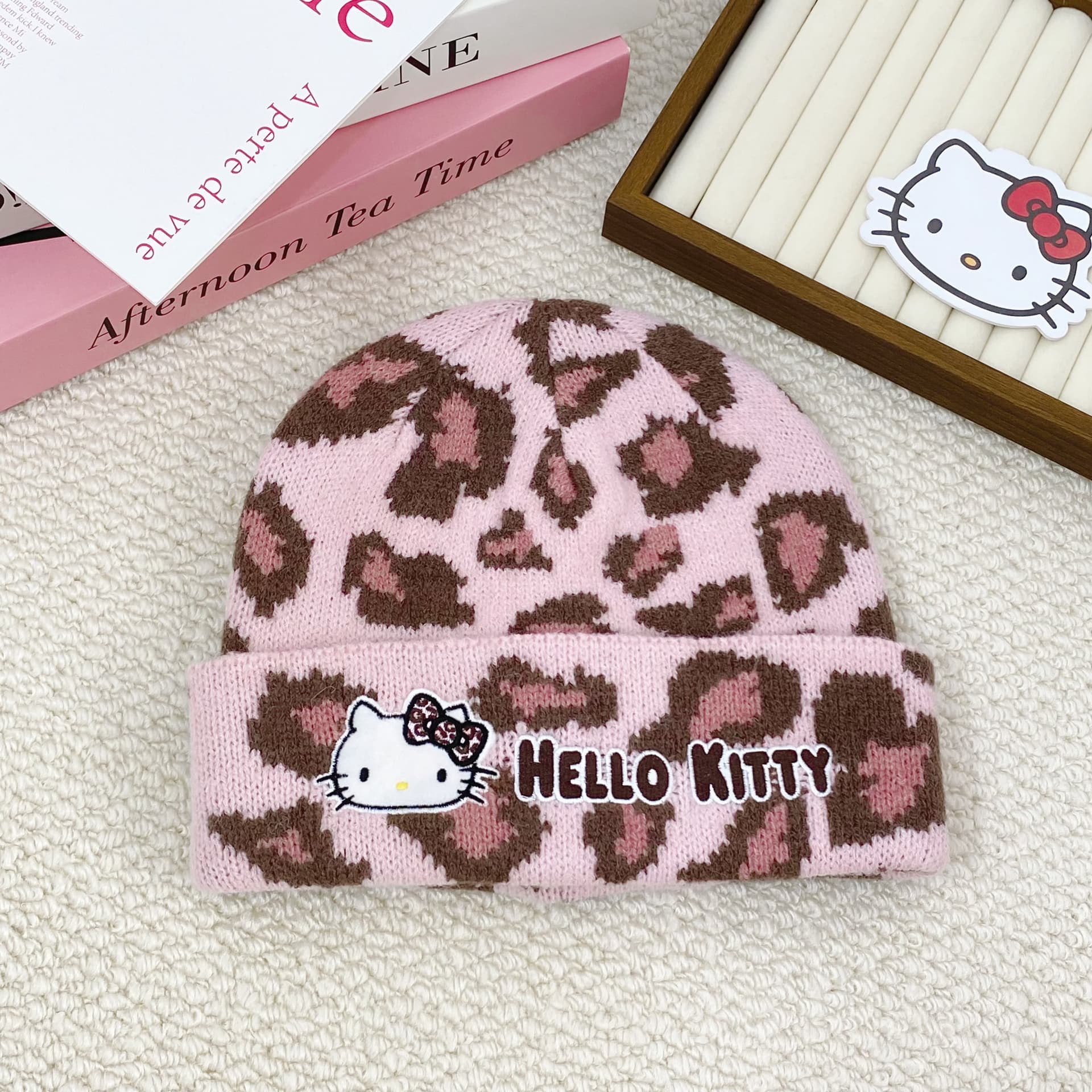 Шапка Санрио Hello Kitty Полиэстеровая шапка-бини для женщин - изображение 4