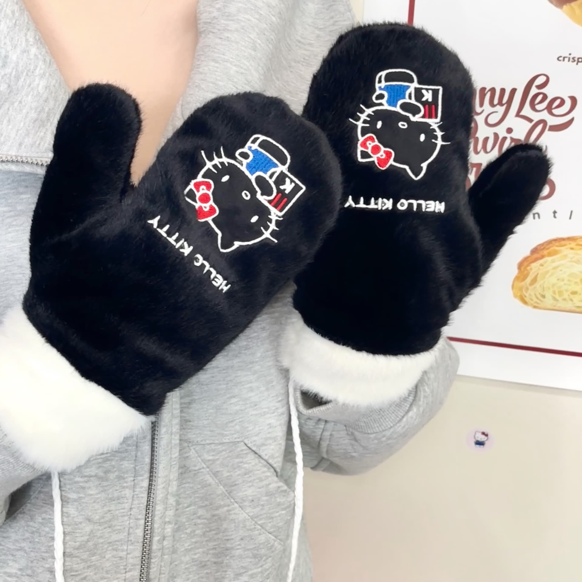 Sanrio Hello Kitty универсальный черный минималистичный отелительный привлекательный вязаные перчатки для женщин - изображение 4