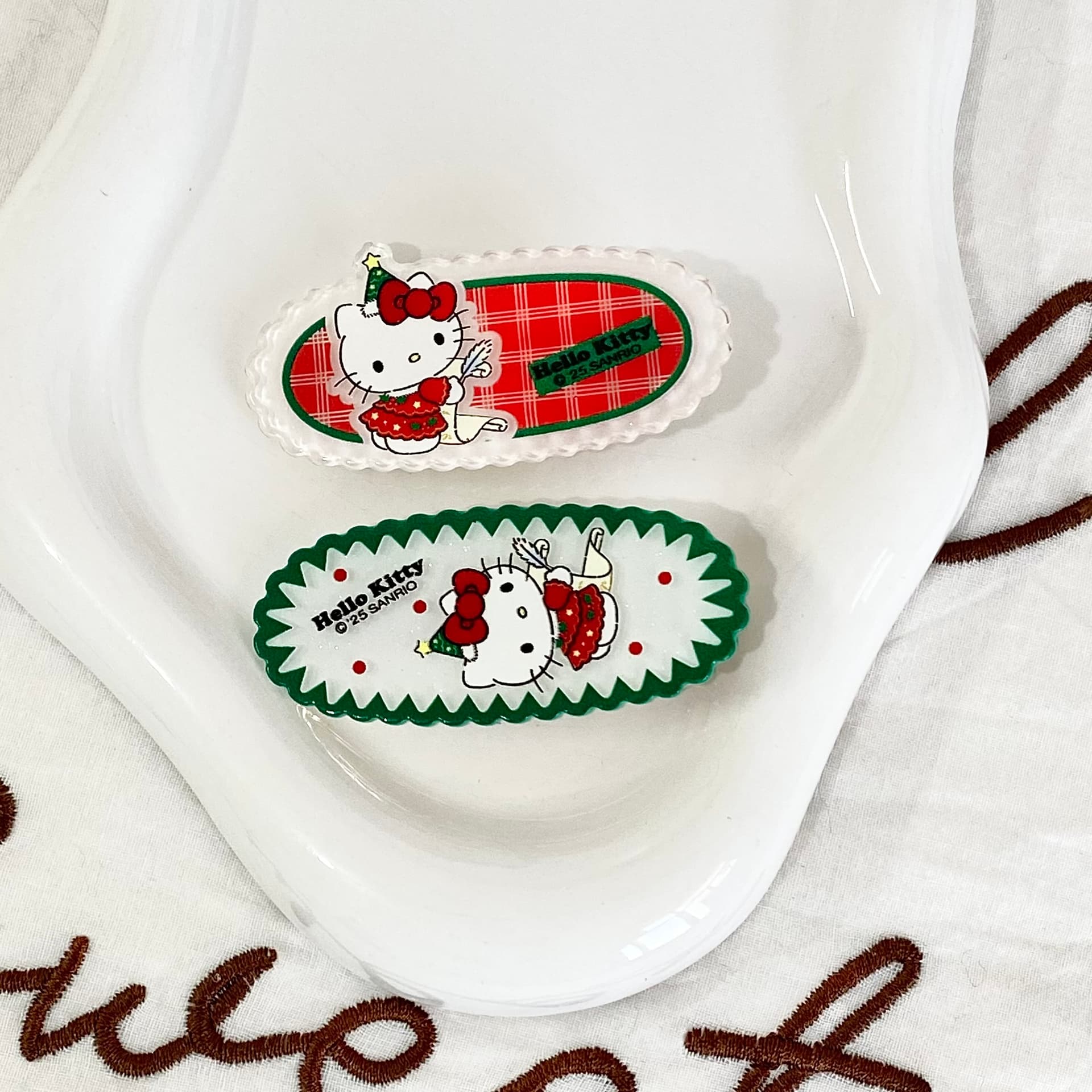 Заколка Sanrio Hello Kitty Мультяшный рисунок Милый овальный зажим Освежающий привлекательный набор из 2 заколок для челки и затылка Акрил - изображение 5