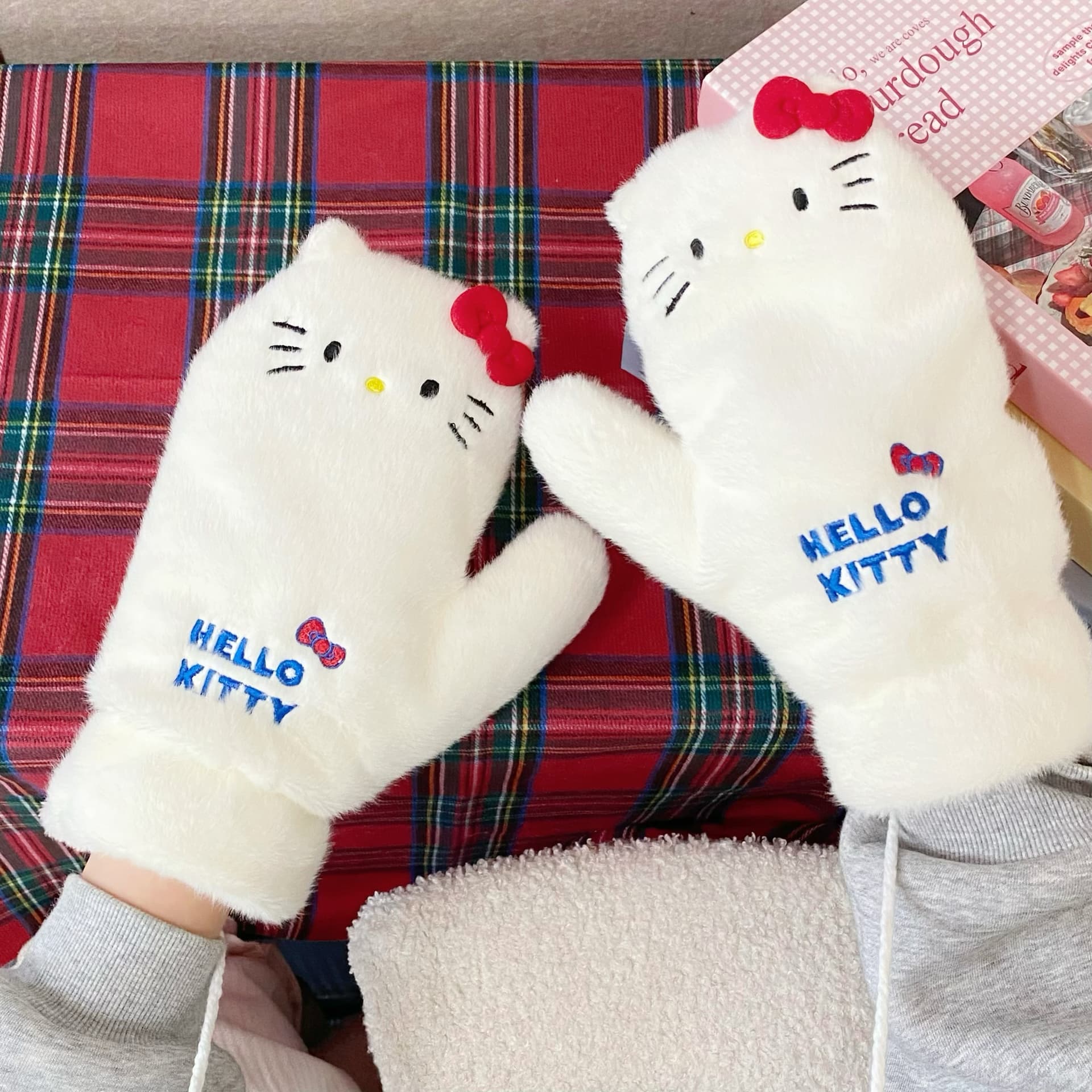 Санрио Hello Kitty Полиэстер Трикотаж Перчатки Женские - изображение 2