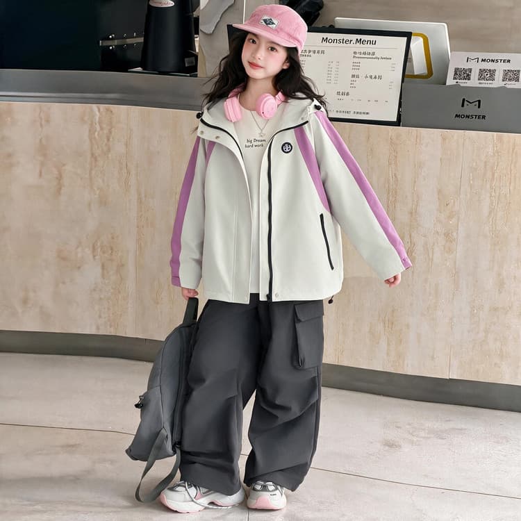 BOBBY ABLEY Бежевый Пальто Kids Туристическая одежда - изображение 5