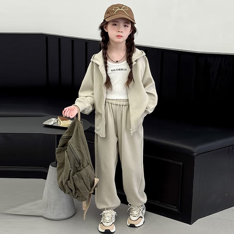 BOBBY ABLEY Серо-зеленый Одежда Наборы Kids Повседневные спортивные костюмы Наборы - изображение 7