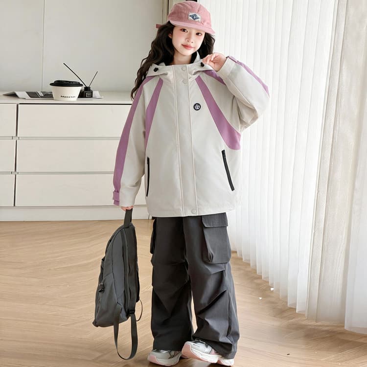 BOBBY ABLEY Бежевый Пальто Kids Туристическая одежда - изображение 8