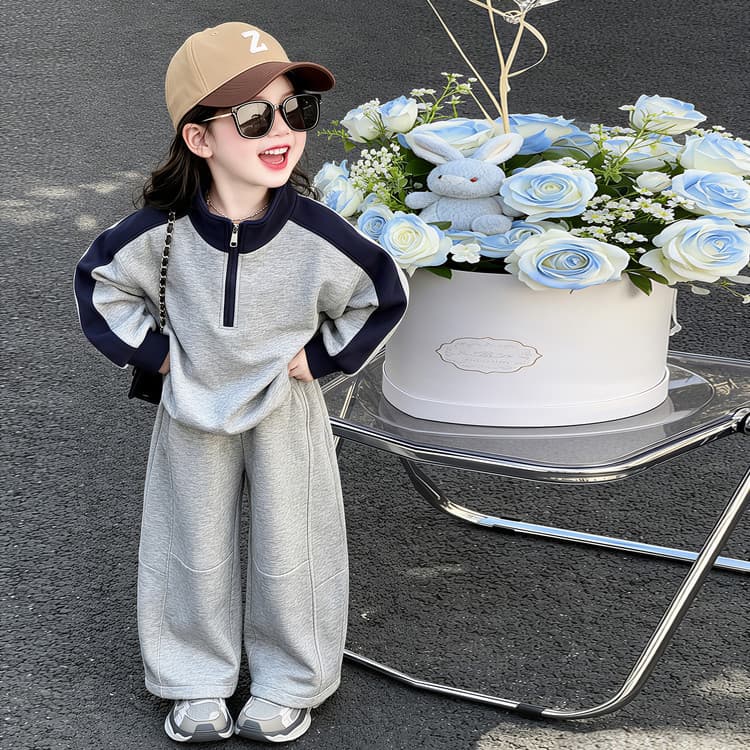 BOBBY ABLEY Серый Kids Повседневные спортивные костюмы Наборы - изображение 3