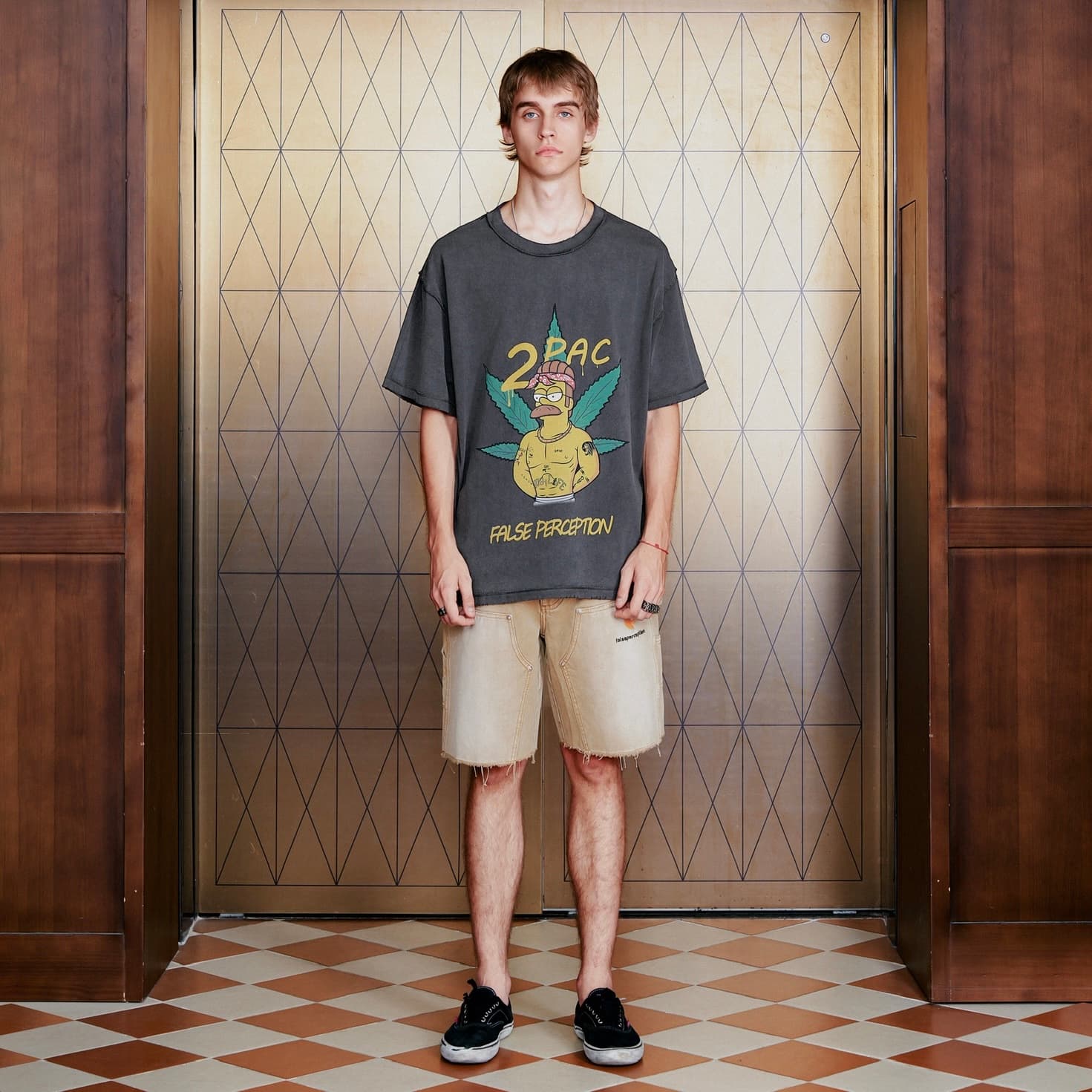 Футболка False Perception 2PAC Graffiti Tee - изображение 3
