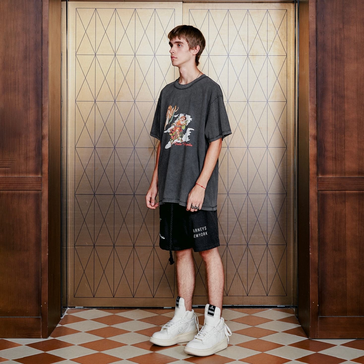 Футболка False Perception x Barneys NY Kirin Angel Print Tee - изображение 5