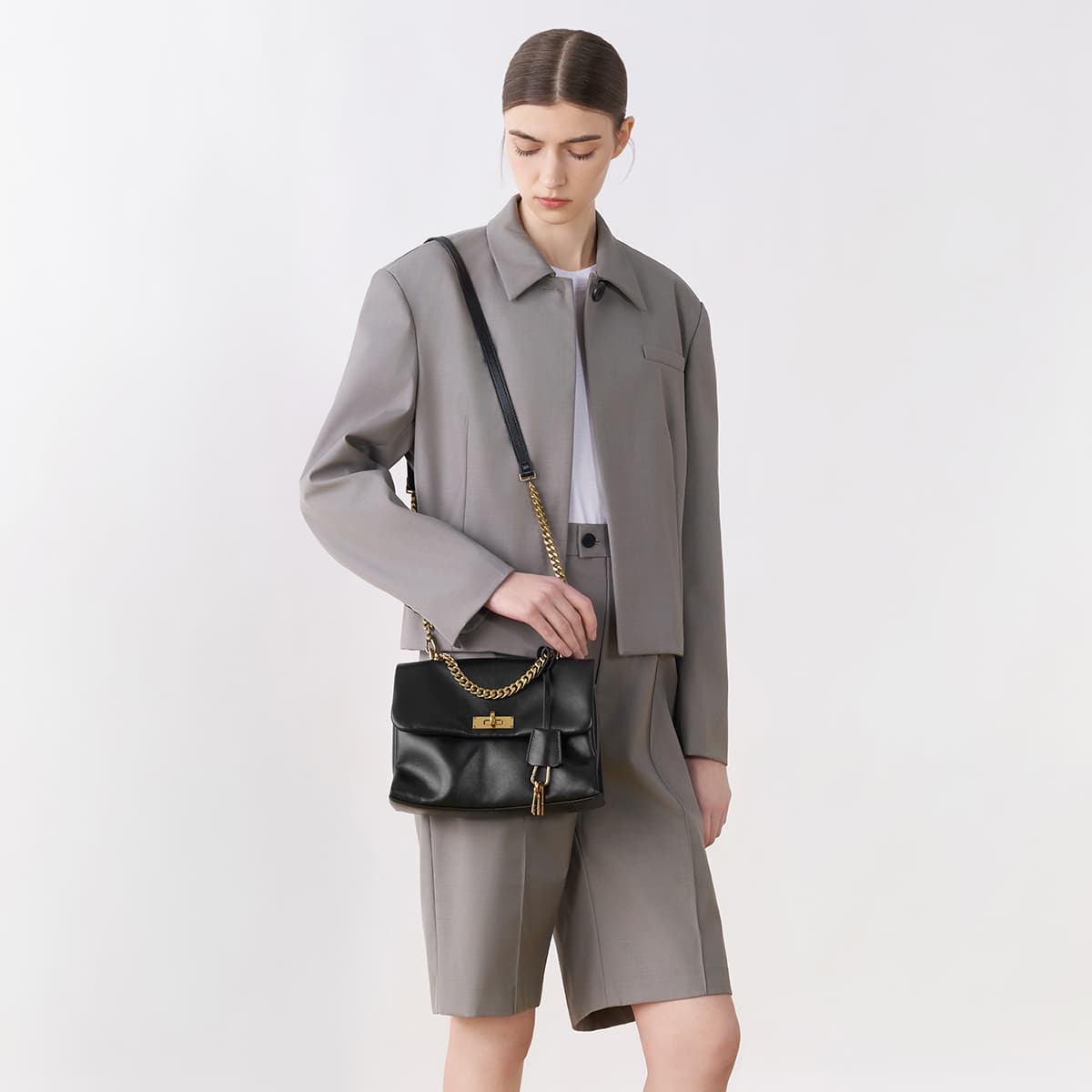 Сумка CHARLES KEITH ПУ (полиуретан) Сумки Средний Женские Черный Молочный Белый Фуксия - изображение 6