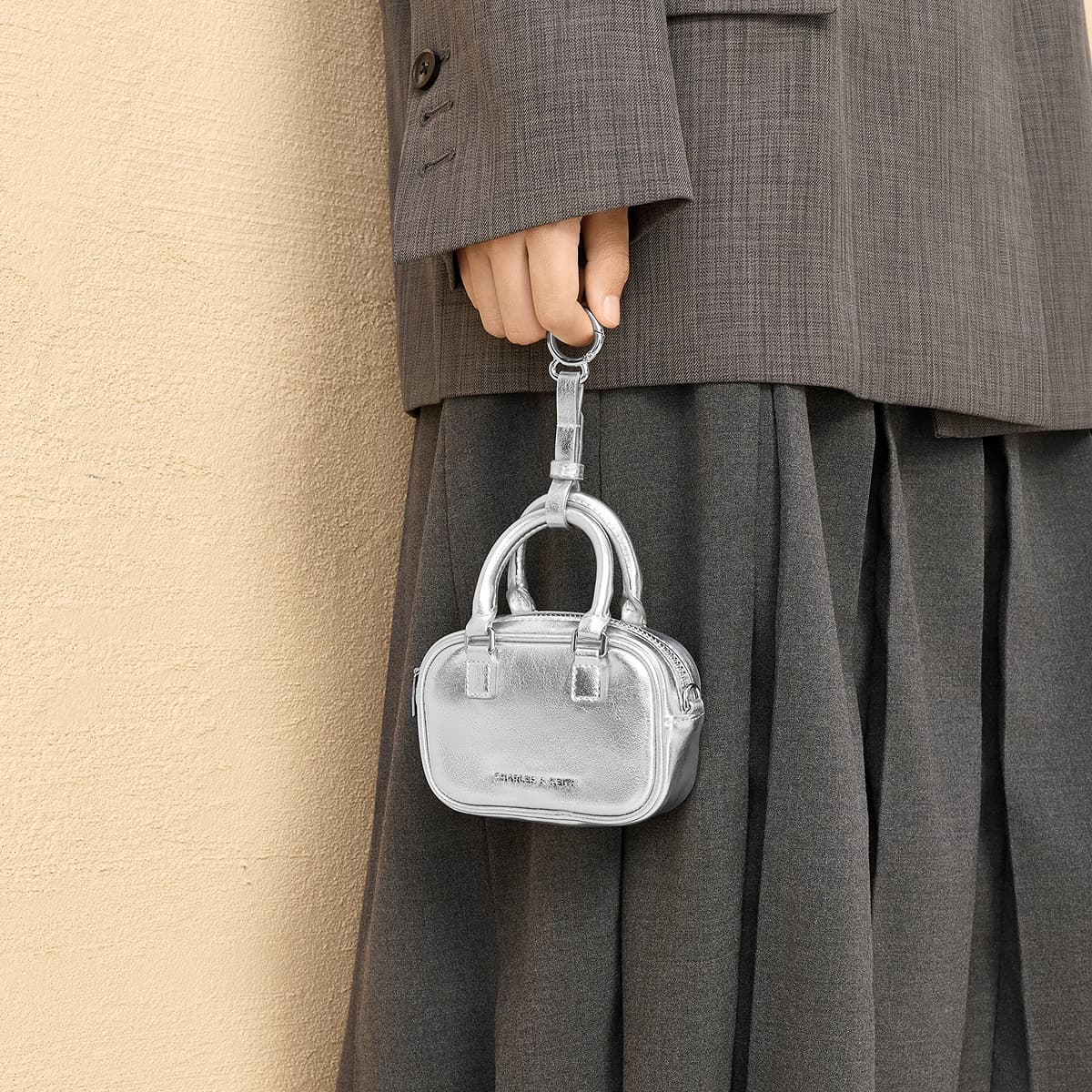 Сумка для наушников CHARLES&KEITH Мини-сумка на цепочке с чехлом для наушников PU Multi/Silver - изображение 9