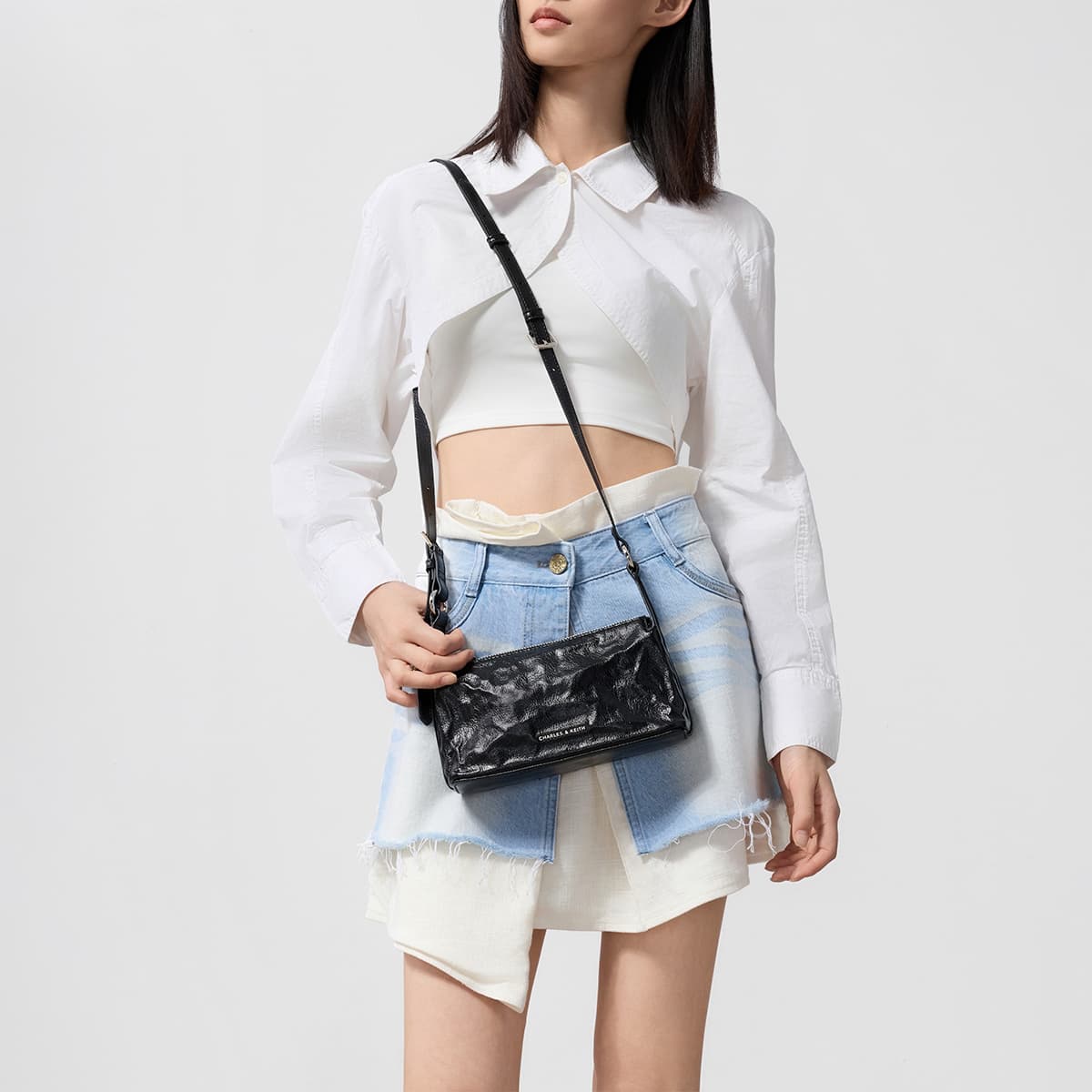 Мини-сумка CHARLES&KEITH Коробка*складчатая Сумка Через Плечо Маленькая PU Маленький Размер Женский Многоцветный - изображение 3