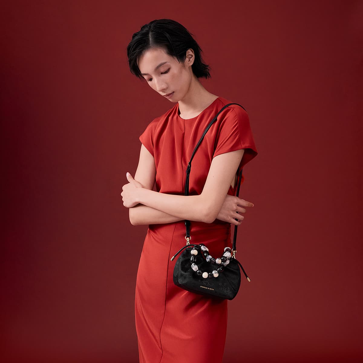 Сумка Charles & Keith New Year Series Bucket Bag - изображение 6
