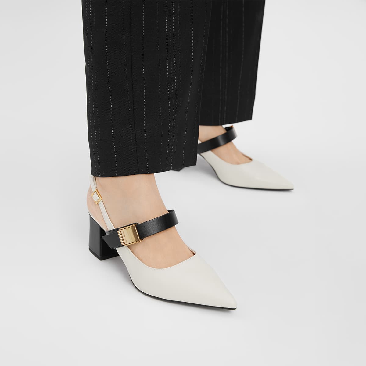 Туфли CHARLES&KEITH Сандалии с металлической пряжкой на грубом каблуке 7 см - изображение 5