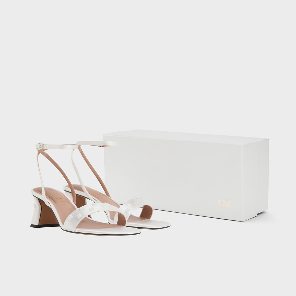 Шлёпанцы CHARLESKEITH PU 6cm WhiteSilver - изображение 4