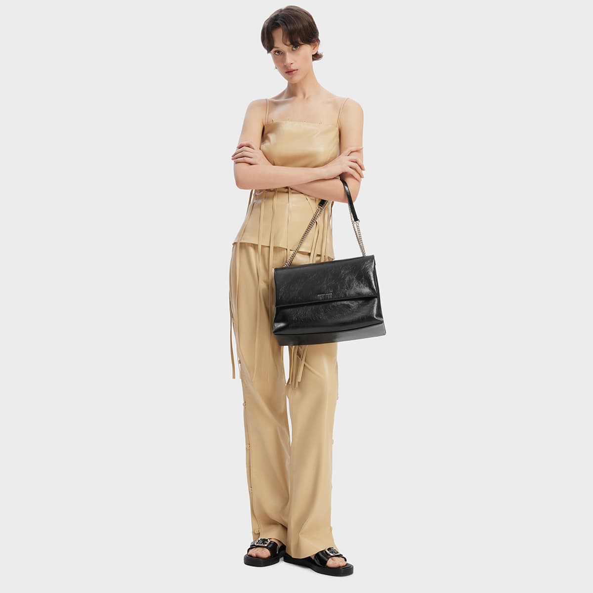 Шлёпанцы CHARLES&KEITH Обувь на платформе с открытым носком и прямым ремешком 2 см Женский - изображение 4