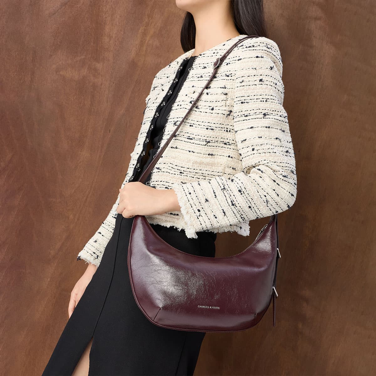 Мини-сумка CHARLES&KEITH Сумка-полумесяц винтажная мягкая на плечо через плечо PU средняя женская многоцветная - изображение 7