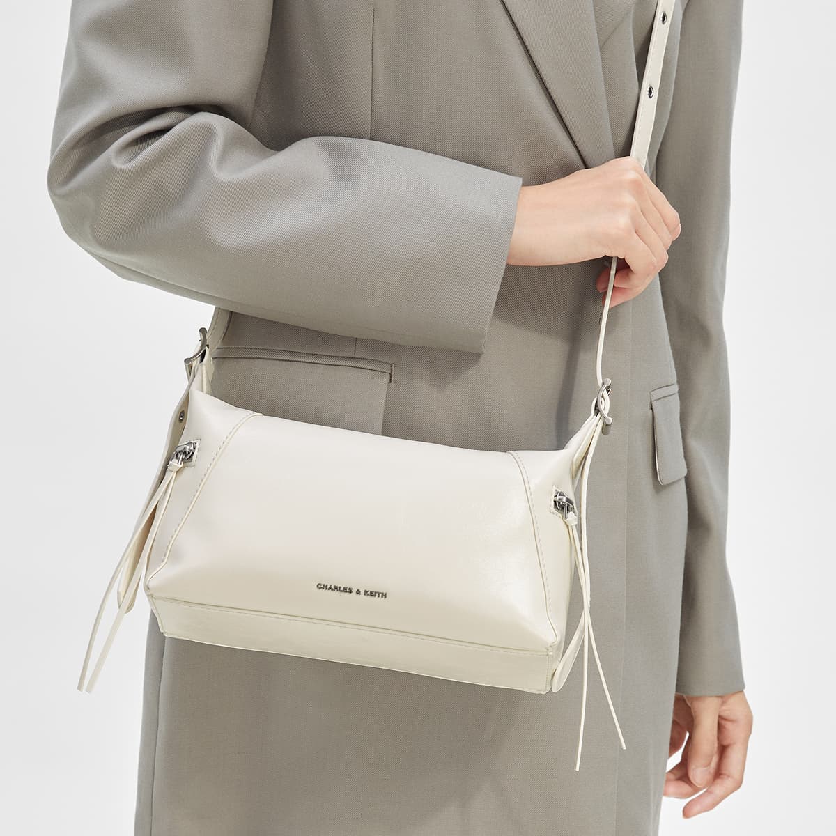 Мини-сумка CHARLES&KEITH Мягкая сумка на плечо с молнией, средний размер, женская, многоцветная - изображение 5